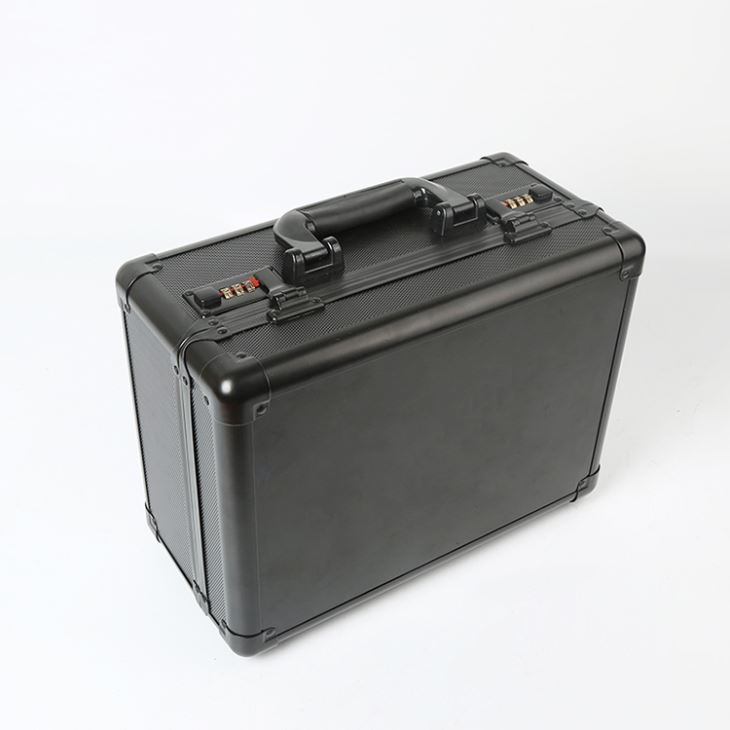 What Are the Best Aluminum Equipment Cases for Professional Photographers