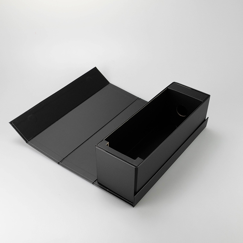 Custom Wine Bottle Packaging Magnetic Closure Paper Cardboard Boxes