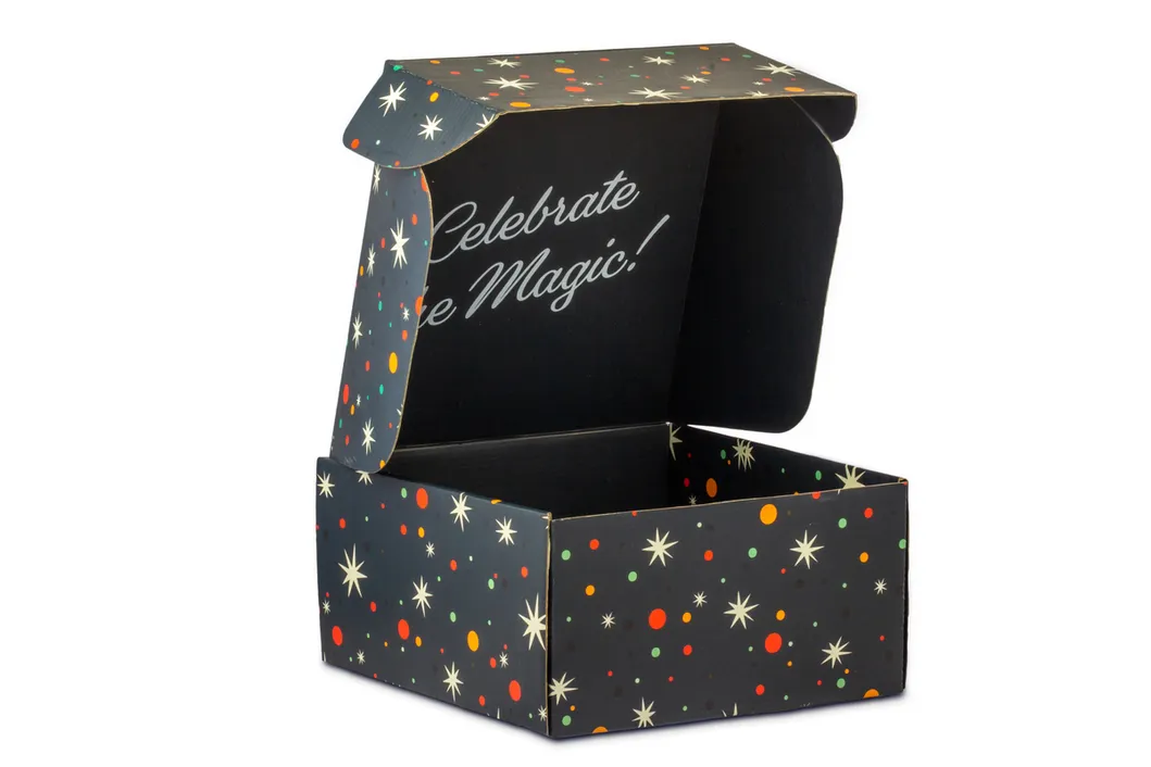 Wholesale Custom Different Sizes Box Corrugated Packaging Gift Mailer Box for Shipping Clothing Dress